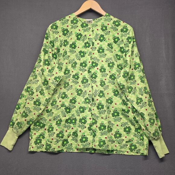 UA Scrubs Tops - St Patricks Day Scrub Top Jacket Womens XL Shamrock Leprechaun Long Sleeve